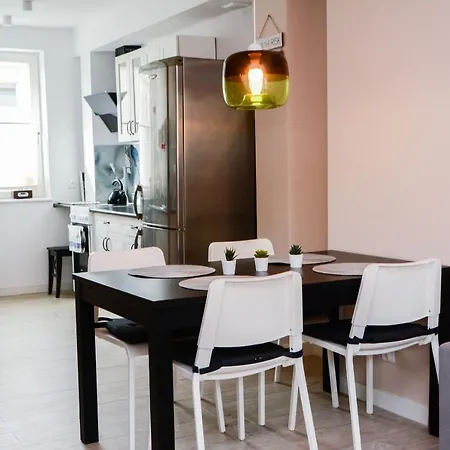 شقة Dwupoziomowy 3city W Gdyni Z Biurkiem I Balkonem By Renters *