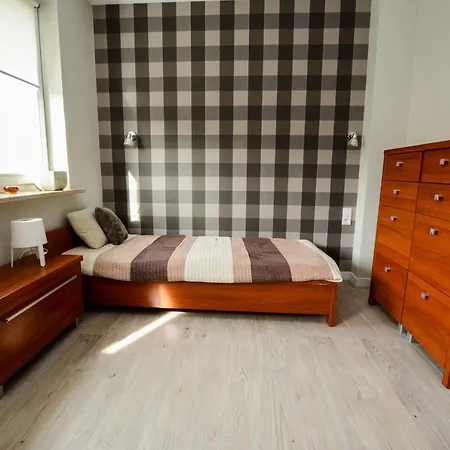 Dwupoziomowy 3city W Gdyni Z Biurkiem I Balkonem By Renters Apartment *