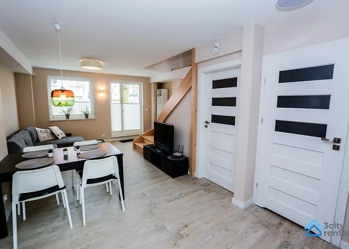 Dwupoziomowy 3city W Gdyni Z Biurkiem I Balkonem By Renters Apartamento Gdynia