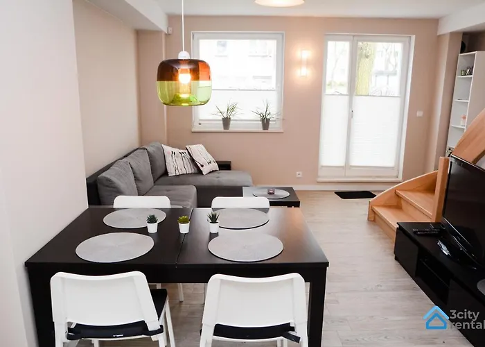Dwupoziomowy 3city W Gdyni Z Biurkiem I Balkonem By Renters Apartamento Gdynia