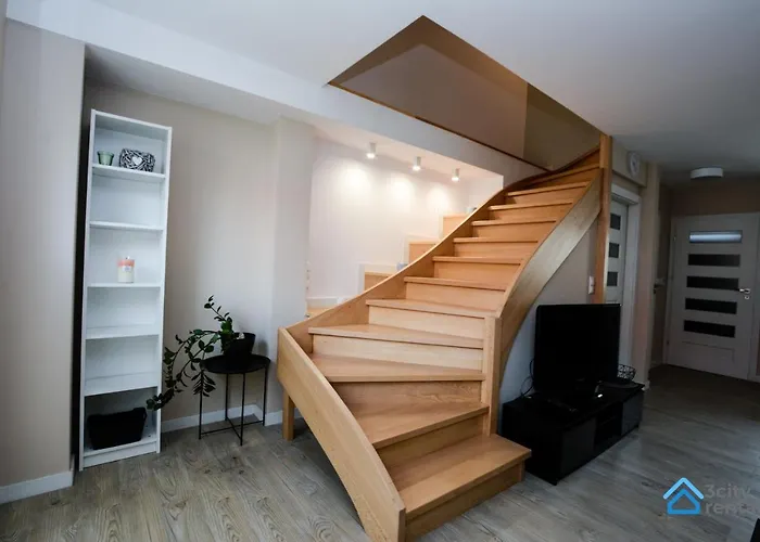 Dwupoziomowy 3city W Gdyni Z Biurkiem I Balkonem By Renters Apartamento *