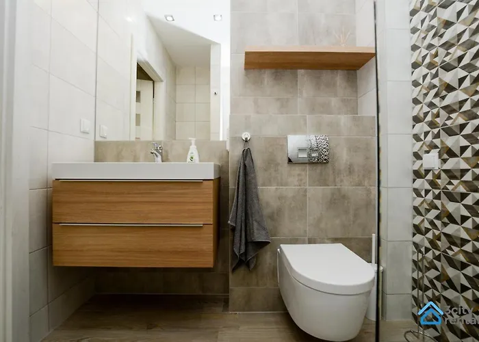 Dwupoziomowy 3city W Gdyni Z Biurkiem I Balkonem By Renters Apartamento Gdynia